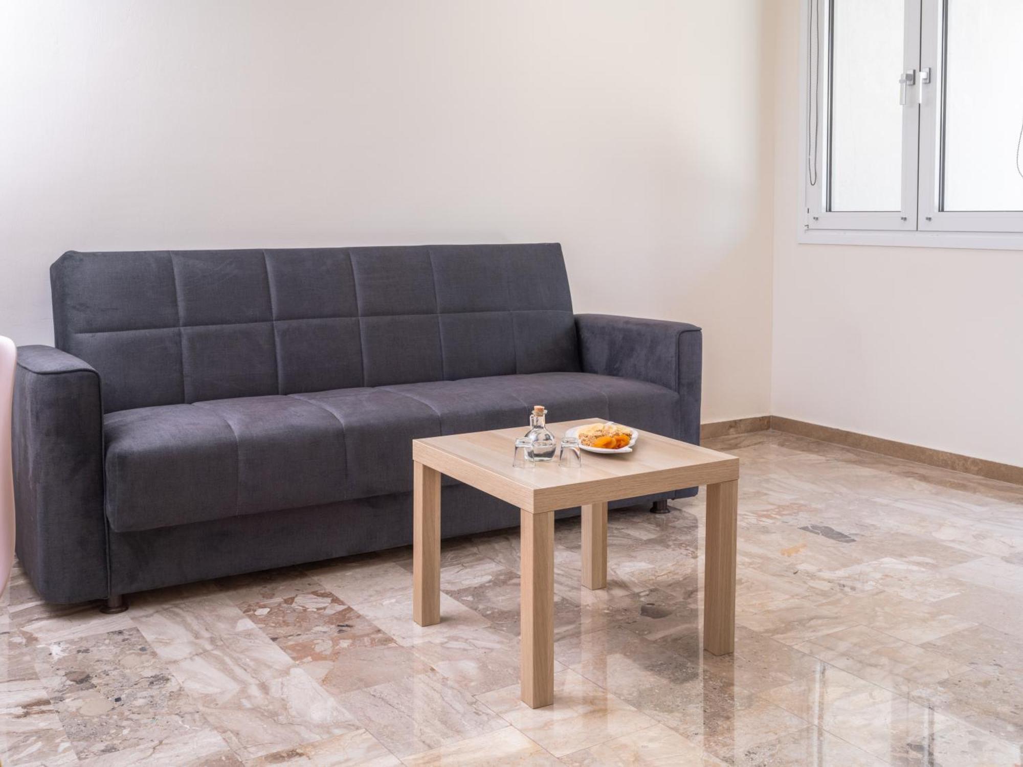 Dodonis Bld Heraklion (Crete) Quarto foto
